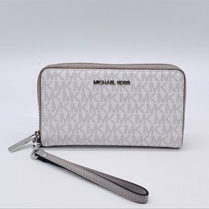 Michael Kors Large Flat Mf Phone Case Wallet Bright White